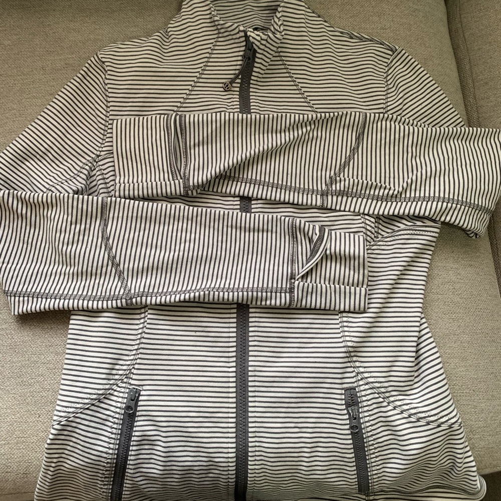 Lulu lemon zip up